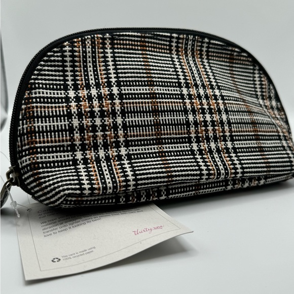 thirty-one Handbags - NWT Thirty-One Half Moon Pouch Plaid About You Weave